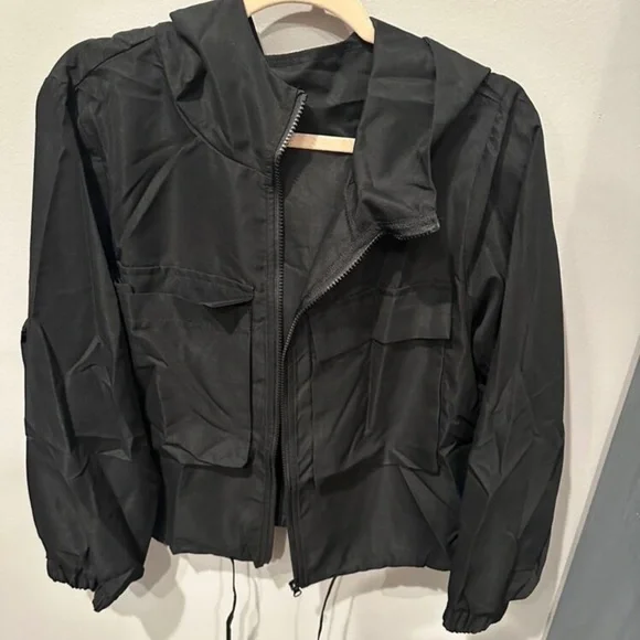 🖤 Black Hooded Jacket 🖤 - Picture 6 of 7